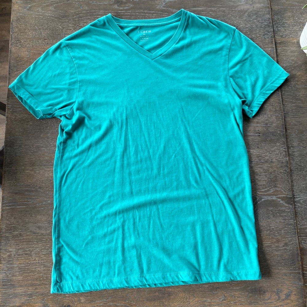 2/$20 J. Crew men’s teal v neck slim fit large t shirt